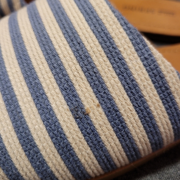 5$ with bundle- Call it spring - sandal - Picture 6 of 6